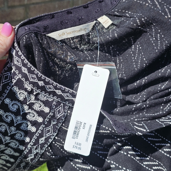 NWT Soft Surroundings embroider top - Picture 5 of 6